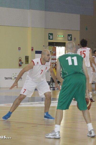 110919 basket 192_tn.jpg